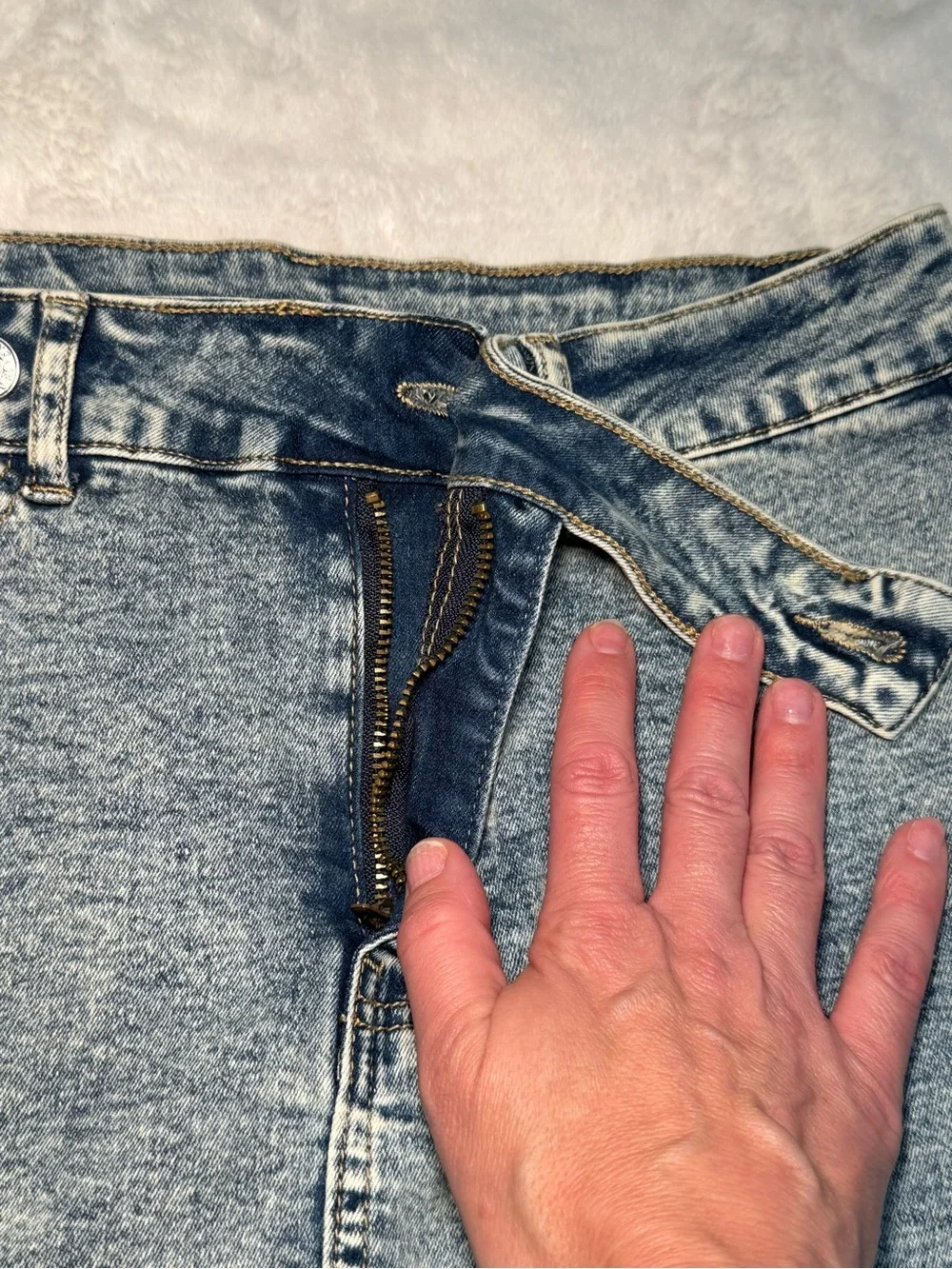 Acid Wash Denim Mini Skirt High Rise‎ Stretch Y2K Coquette Size M. NWOT